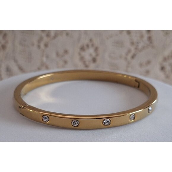 kate spade Jewelry - EUC Kate Spade New York Set in Stone Gold-tone Hinged Bangle Bracelet